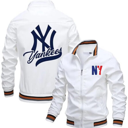 "Men's New York Yankees varsity jacket , team branding, and zipper closure—perfect for baseball fans and streetwear."